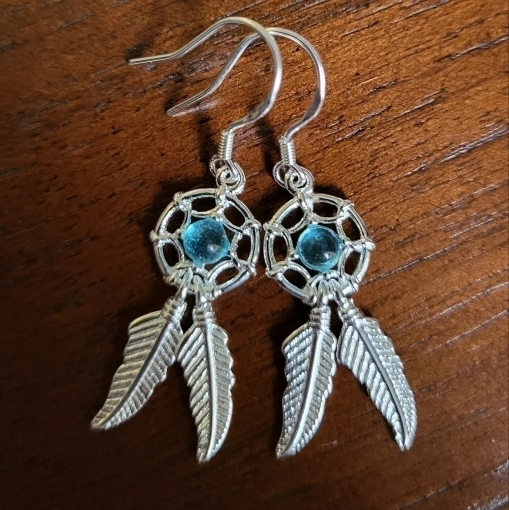 NWT 925 Sterling Silver Feather earrings